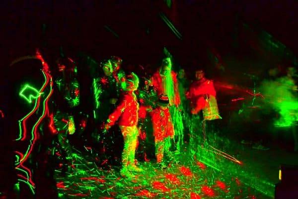 Генератор дыма Псков, генератор дыма купить в Пскове, генератор дыма для дискотек